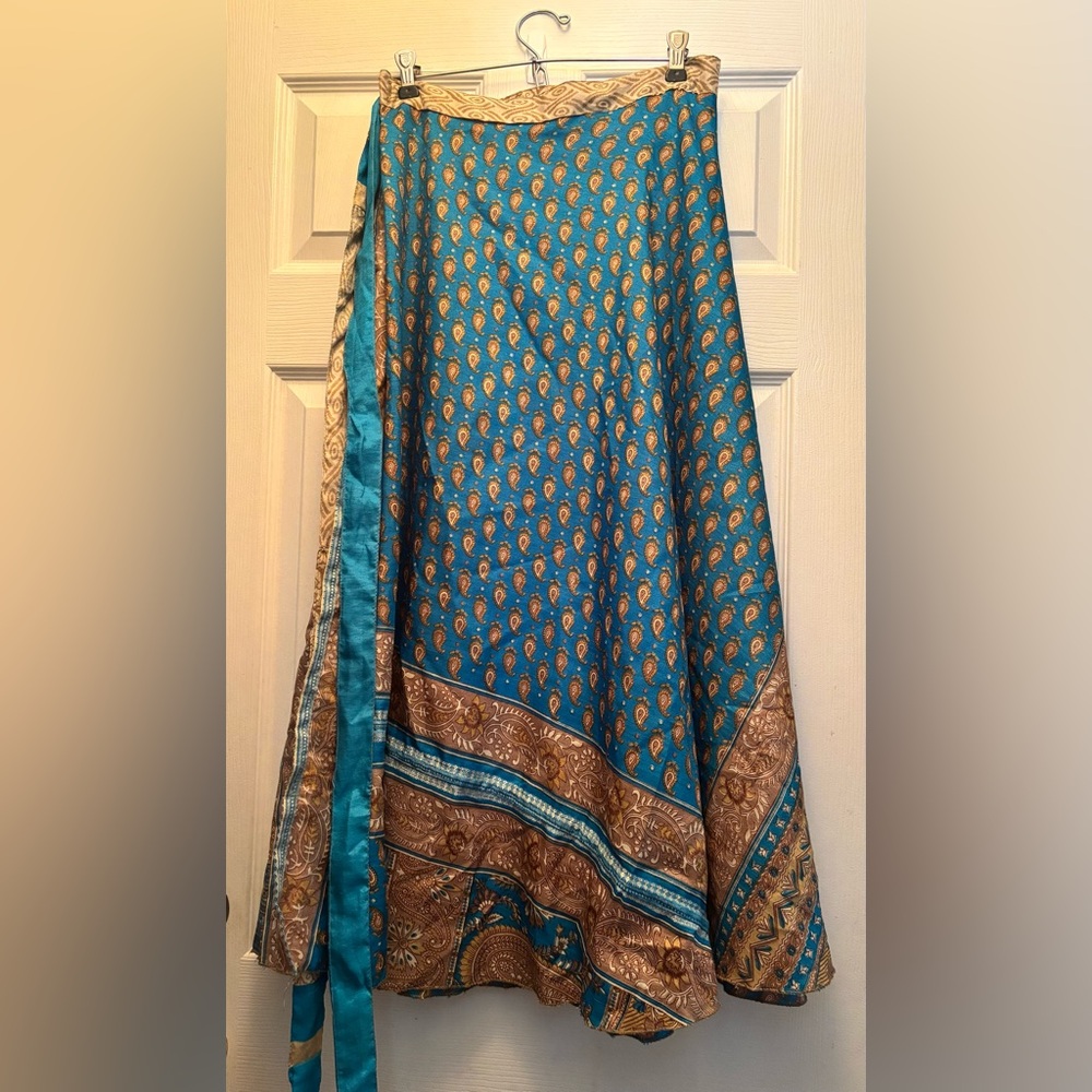 Sari 2 Layer Magic Wrap Skirt  Bohemian Hippie Skirt, One Size